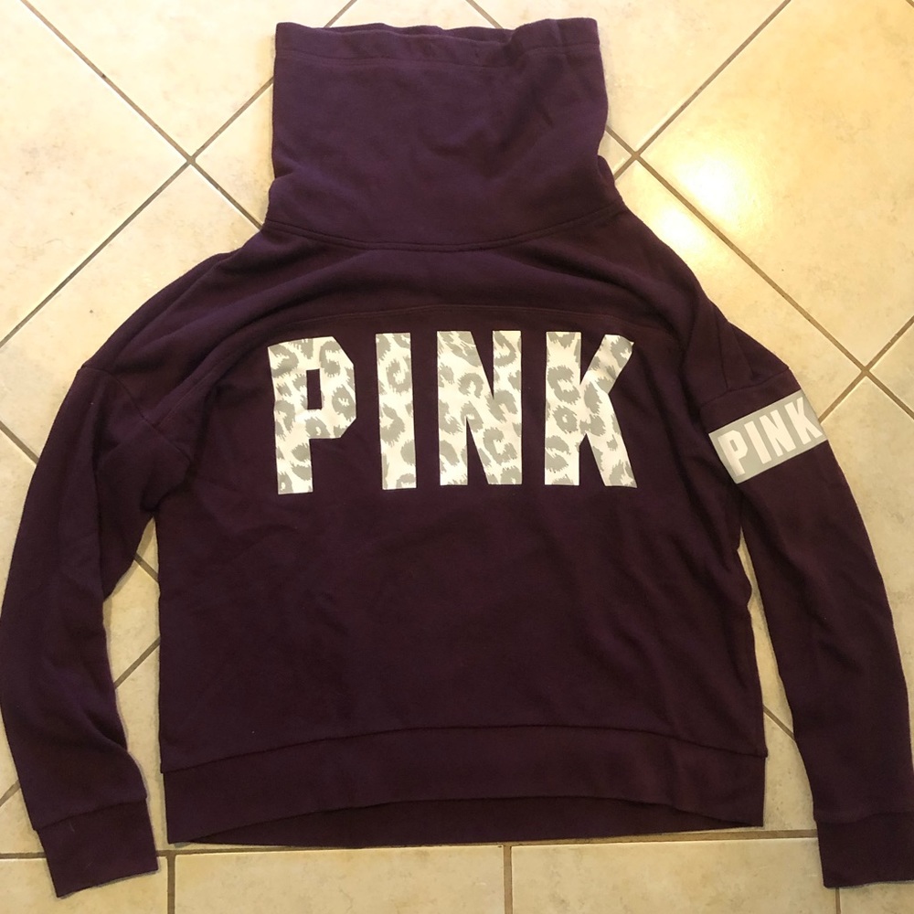 **Pink sweatshirt**